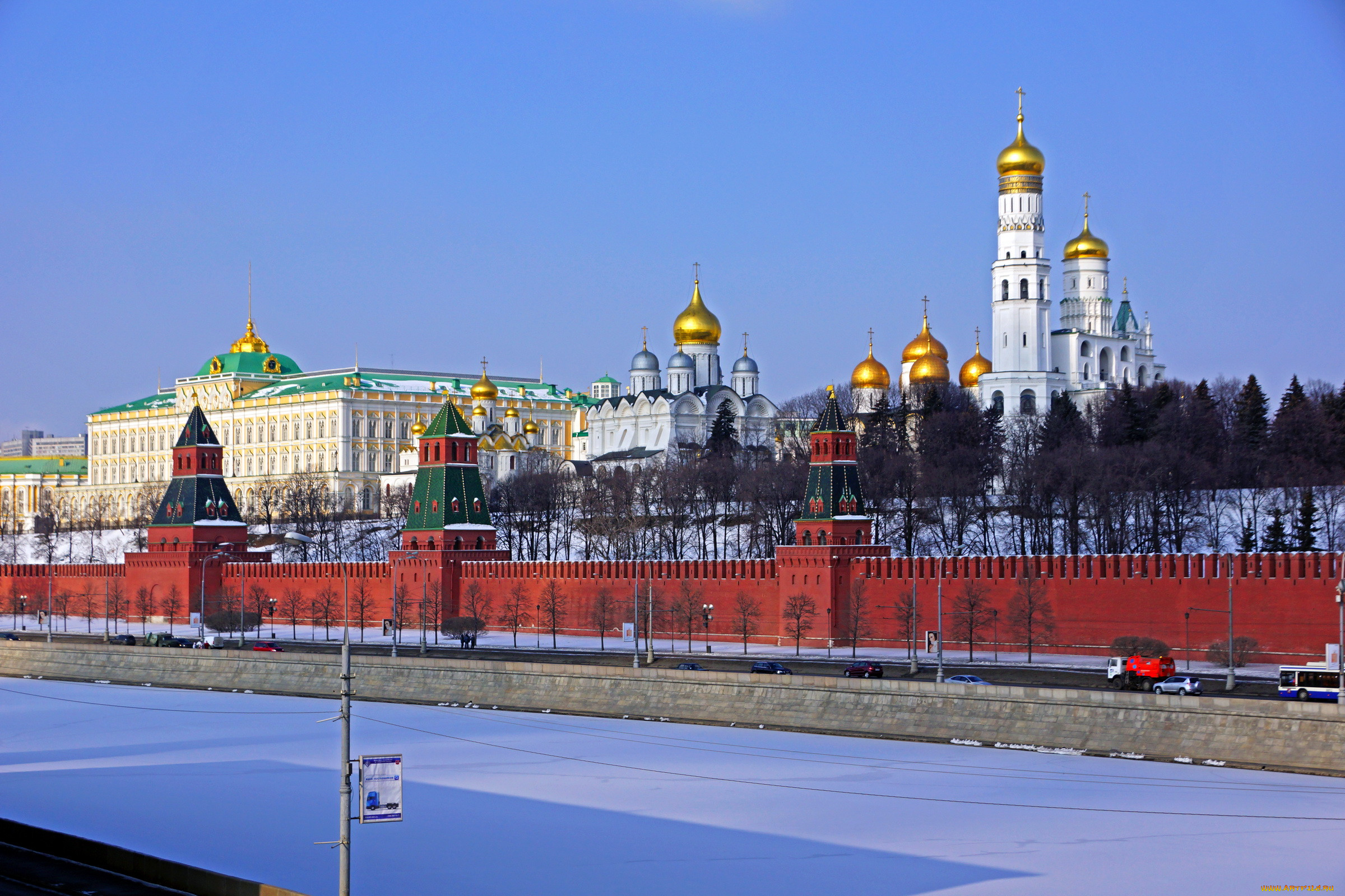 Кремль зима